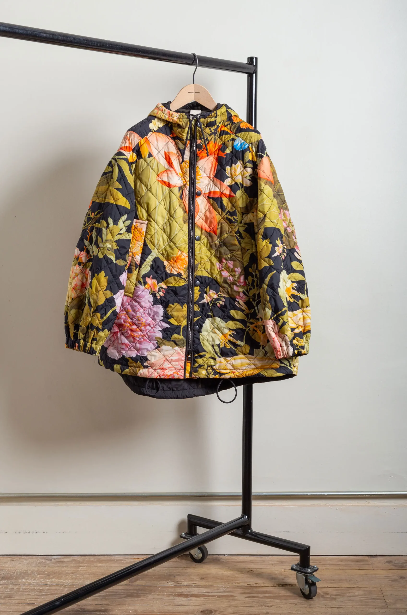 Konrad – Anna Jacket – Botanika Black/Black 8 Konrad – Anna Jacket – Botanika Black/Black – Image 6