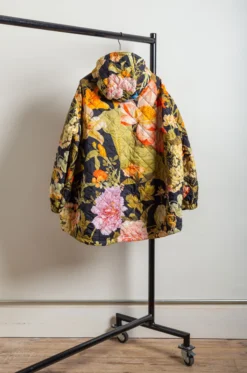 Konrad – Anna Jacket – Botanika Black/Black 14 Konrad – Anna Jacket – Botanika Black/Black -Salomon Boutique rdv konrad 36 scaled 1