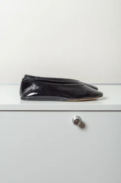 Le Monde Béryl – Luna Slipper Patent Leather – Black -Salomon Boutique rdv le monde beryl 04 scaled 1