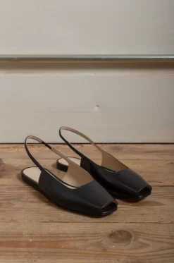 Le Monde Béryl – Flat Sling Back Leather – Black -Salomon Boutique rdv lemonde 23 scaled 1