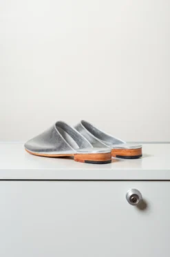 Martiniano – Mule Flat Shoes – Silver 12 Martiniano – Mule Flat Shoes – Silver -Salomon Boutique rdv martiniano 10 scaled 1