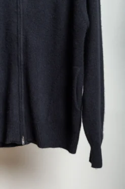 Lady White X Phigvel – Cashmere Bottleneck Cardigan – Black 12 Lady White X Phigvel – Cashmere Bottleneck Cardigan – Black -Salomon Boutique rdv phigvel markers 07 scaled 1