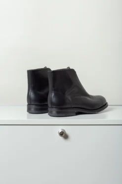 Lady White X Phigvel – Aviator Zip Boots – Black 12 Lady White X Phigvel – Aviator Zip Boots – Black -Salomon Boutique rdv phigvel markers 20 scaled 1