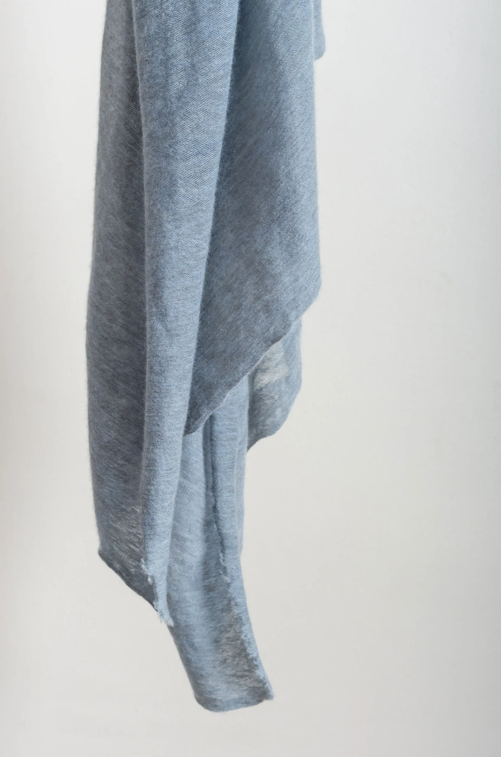 Pin 1876 – Melange Kefiah 5550/509 – 2215 4 Pin 1876 – Melange Kefiah 5550/509 – 2215 – Image 2