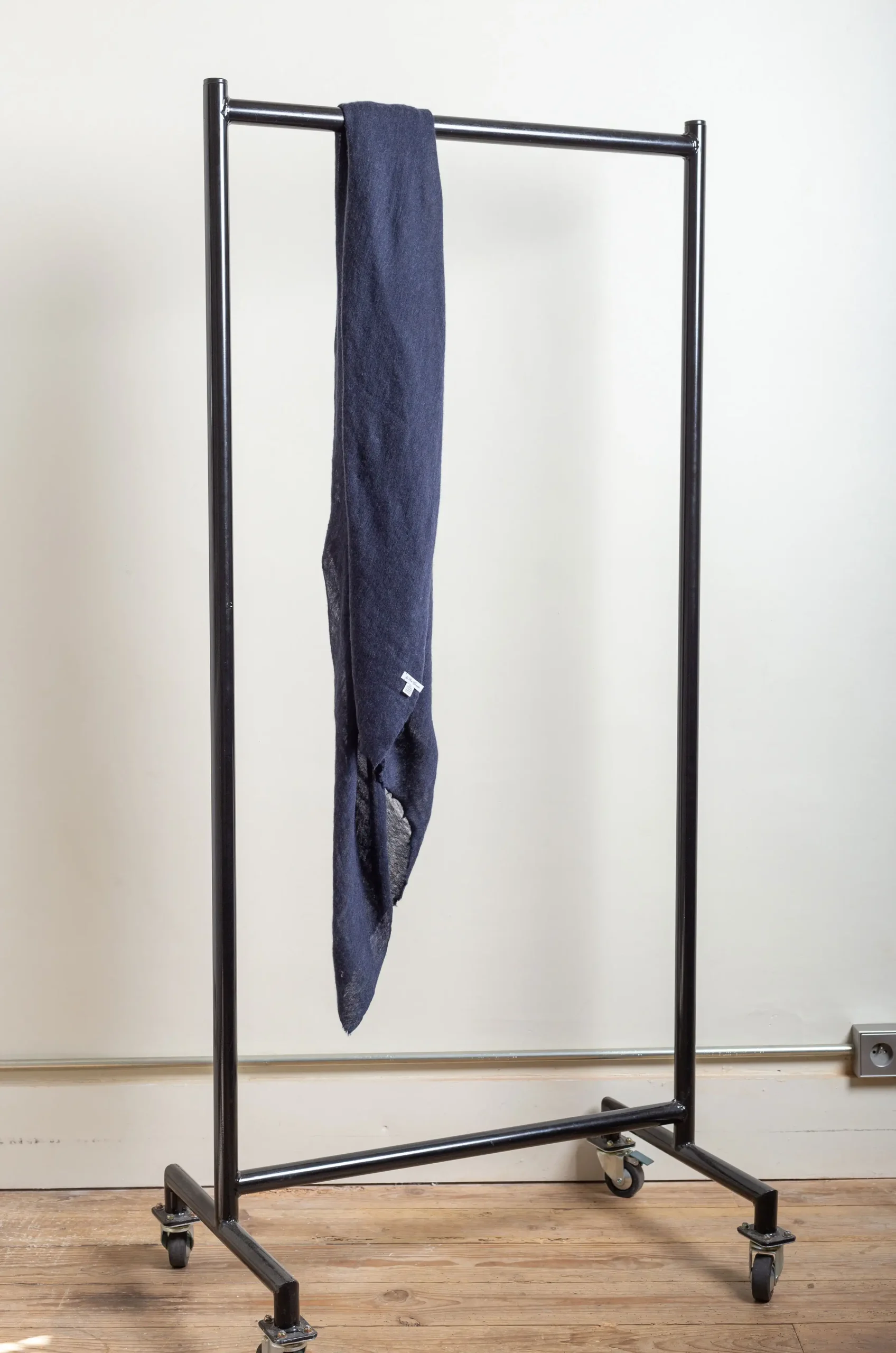 Pin 1876 – Melange Stole 5550/124 – 1036 3 Pin 1876 – Melange Stole 5550/124 – 1036