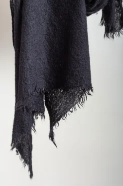 Pin 1876 – Overdyed Felted Stole 5908T/124 – 0002 6 Pin 1876 – Overdyed Felted Stole 5908T/124 – 0002 -Salomon Boutique rdv pin1876 54 scaled 1