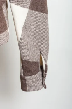 Quitan – L/S Open Color Shirt 4250006 – Brown -Salomon Boutique rdv quitan 04 scaled 1