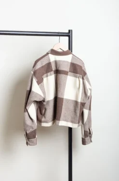 Quitan – L/S Open Color Shirt 4250006 – Brown -Salomon Boutique rdv quitan 05 scaled 1