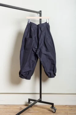 RDV O Globe – GABRIEL Pants 242PA001 – Navy 9 RDV O Globe – GABRIEL Pants 242PA001 – Navy -Salomon Boutique rdv rdv o globe 04 1 scaled 1