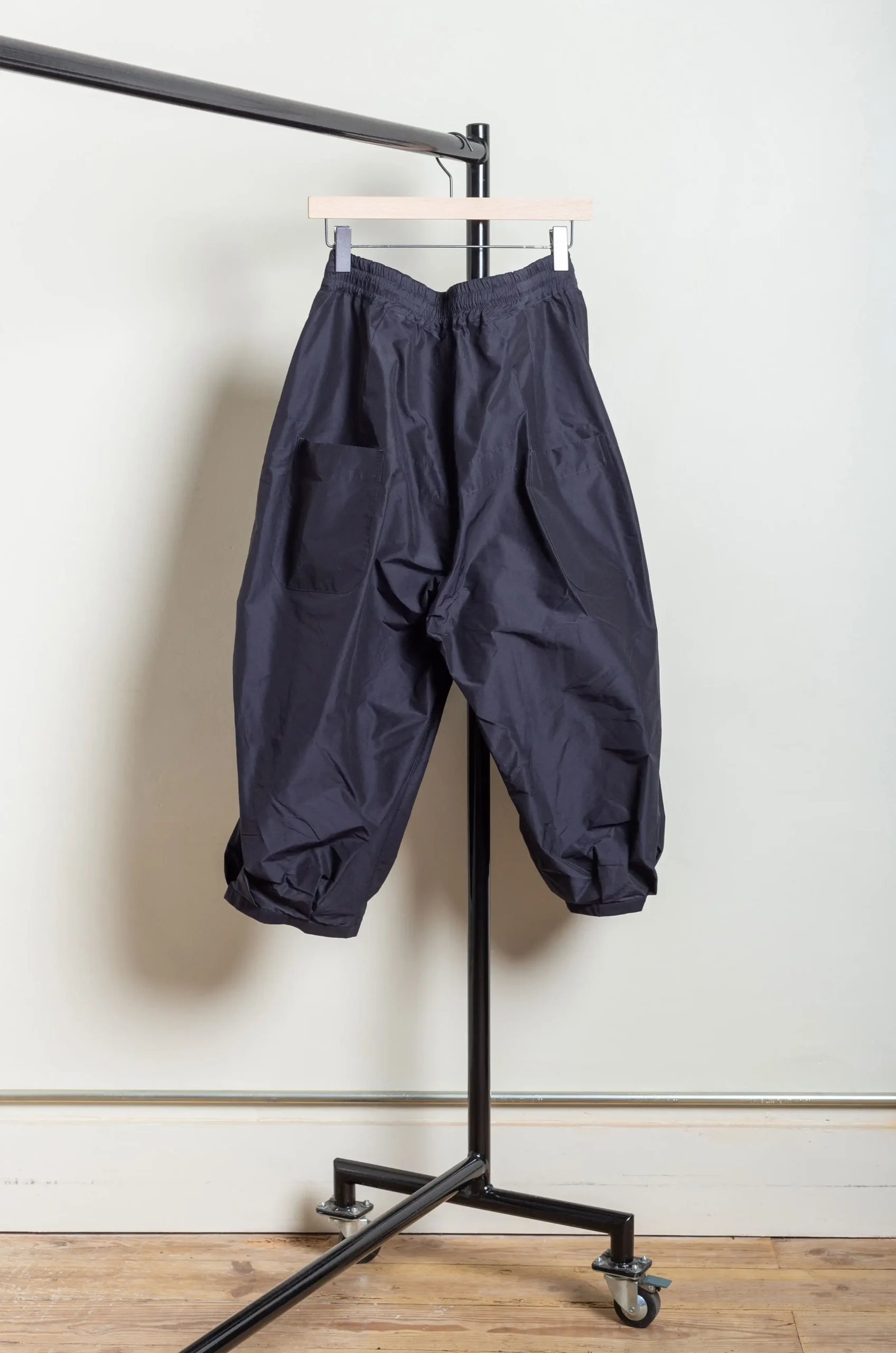 RDV O Globe – GABRIEL Pants 242PA001 – Navy 6 RDV O Globe – GABRIEL Pants 242PA001 – Navy – Image 4