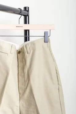 RDV O Globe – BRUCE Pant 242PA003 – Beige -Salomon Boutique rdv rdv o globe 45 scaled 1