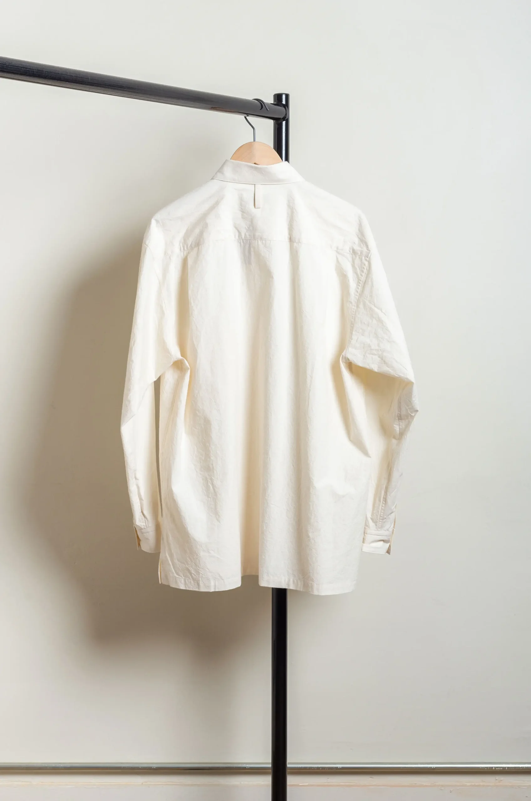 RDV O Globe – AGNIS Shirt 242CH002 – Natural 7 RDV O Globe – AGNIS Shirt 242CH002 – Natural – Image 5