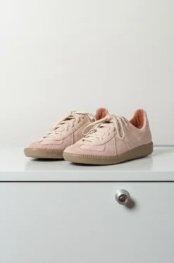 Reproduction Of Found – Women 1700L – Nude -Salomon Boutique rdv reproduction 13 scaled 1