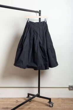 Ricorrrobe – Orchid Skirt – Black -Salomon Boutique rdv ricorrrobe 27 scaled 1