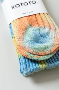 Rototo – Chunky Ribbed Crew Socks”Tie R1415 – ORG/L.BL/L.YE -Salomon Boutique rdv rototo 18 scaled 1