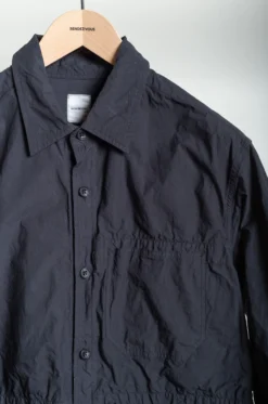 Sage De Cret – Cotton Twill Typewriter Shirt Jacket 31-40-6158 – Black -Salomon Boutique rdv sage de cret 02 scaled 1