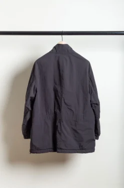 Sage De Cret – High Density CO/NY X CO/PO/WO Twill Reversible Military Jacket 31-40-3284 – Black 19 Sage De Cret – High Density CO/NY X CO/PO/WO Twill Reversible Military Jacket 31-40-3284 – Black -Salomon Boutique rdv sage de cret 09 scaled 1