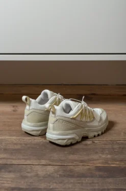 Salomon – Shoes ACS + SEASONAL – Icicle/Alfalf/Dusty Yellow 11 Salomon – Shoes ACS + SEASONAL – Icicle/Alfalf/Dusty Yellow -Salomon Boutique rdv salomon 04 scaled 2