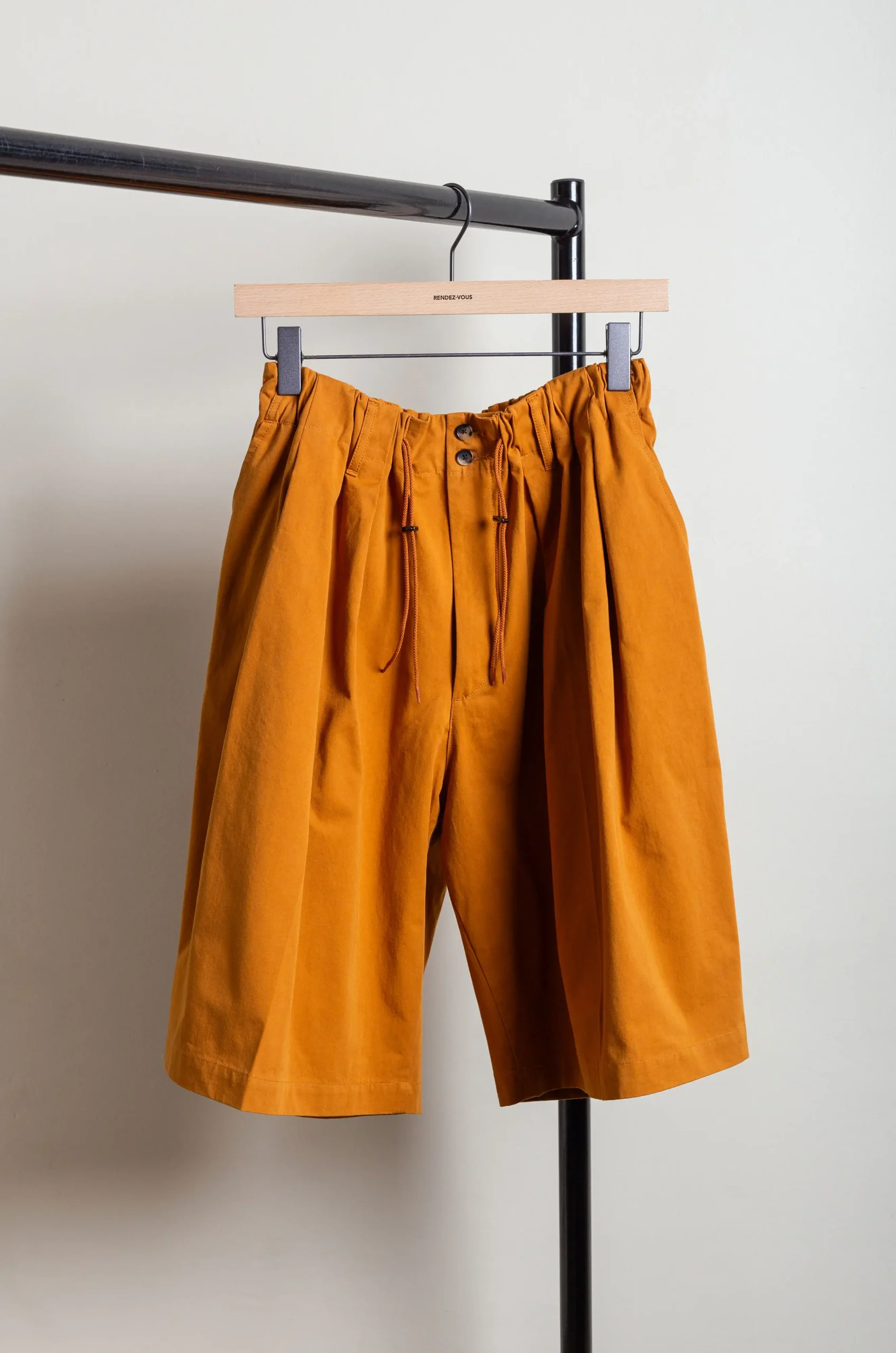 Sillage – Circular Short Pants – Orange 3 Sillage – Circular Short Pants – Orange