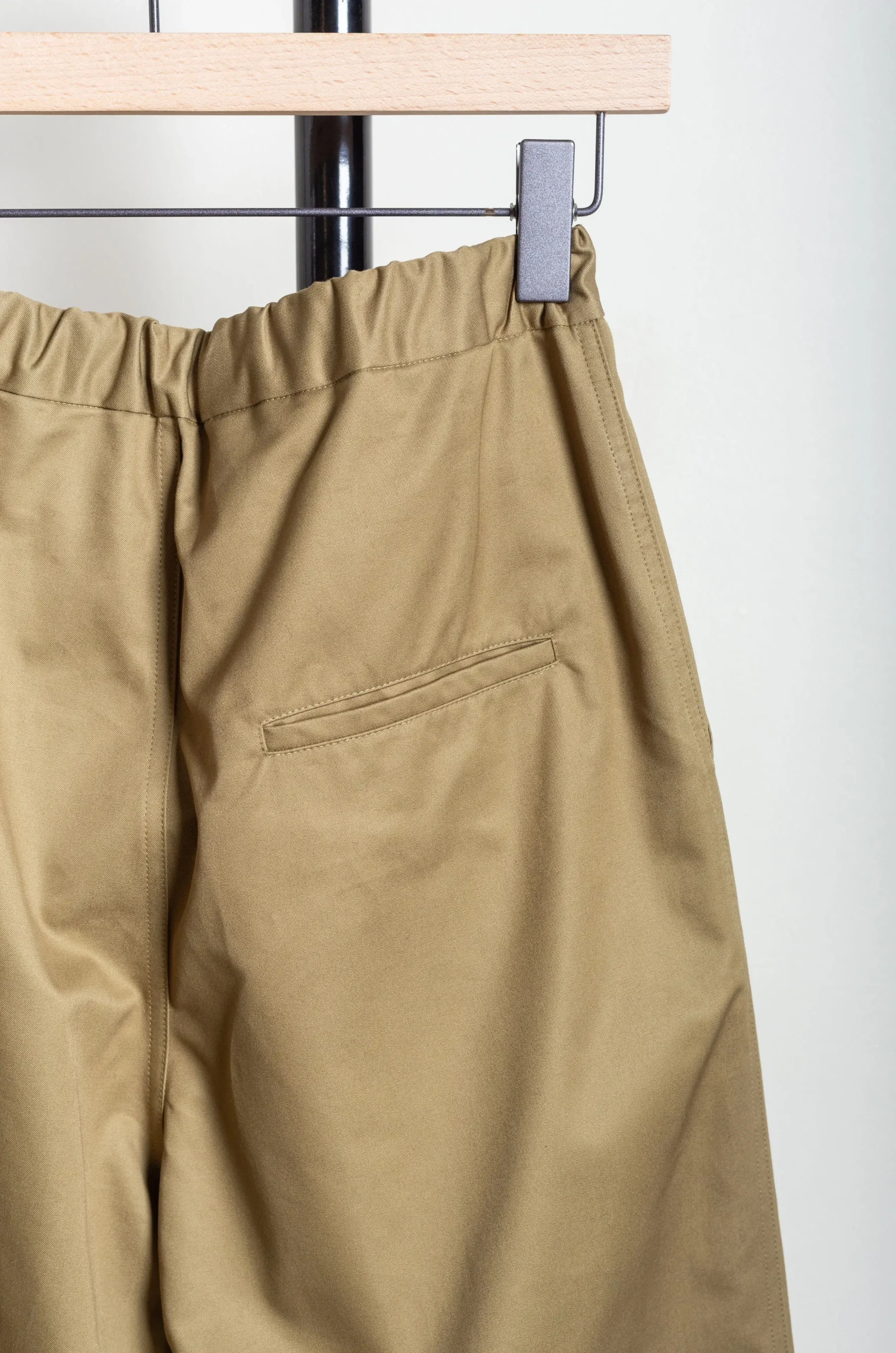 Sofie D’Hoore – PASS Darted Pants – Pepper 8 Sofie D’Hoore – PASS Darted Pants – Pepper – Image 6