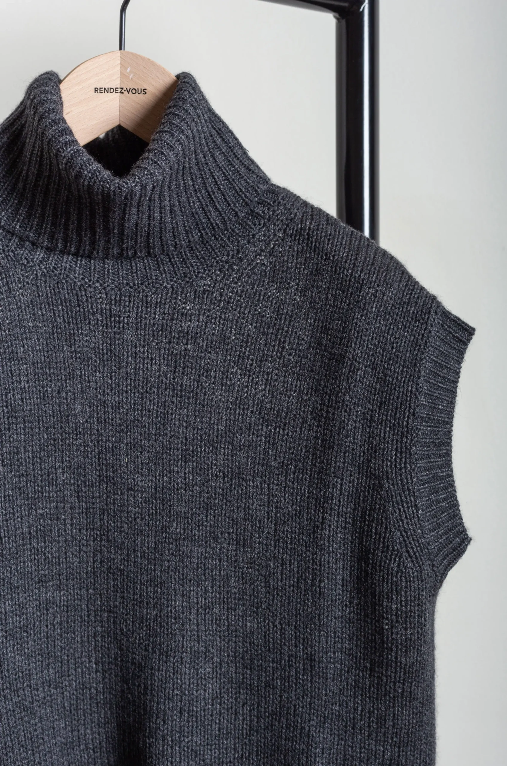 Sofie D’Hoore – MOLE 3Ply High Neck Sleeveless Vest – Charcoal Melange 6 Sofie D’Hoore – MOLE 3Ply High Neck Sleeveless Vest – Charcoal Melange – Image 4