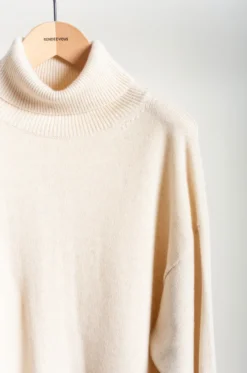 Sofie D’Hoore – MAST 2Ply High Neck Cuff And Bottom Rib – Ivory Melange 9 Sofie D’Hoore – MAST 2Ply High Neck Cuff And Bottom Rib – Ivory Melange -Salomon Boutique rdv sofie dhoore 42 scaled 1