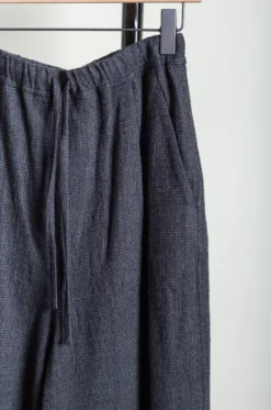 Sofie D’Hoore – PALAU Wide Pants With Drawstrings – Coal Pow 11 Sofie D’Hoore – PALAU Wide Pants With Drawstrings – Coal Pow -Salomon Boutique rdv sofie dhoore 61 scaled 1