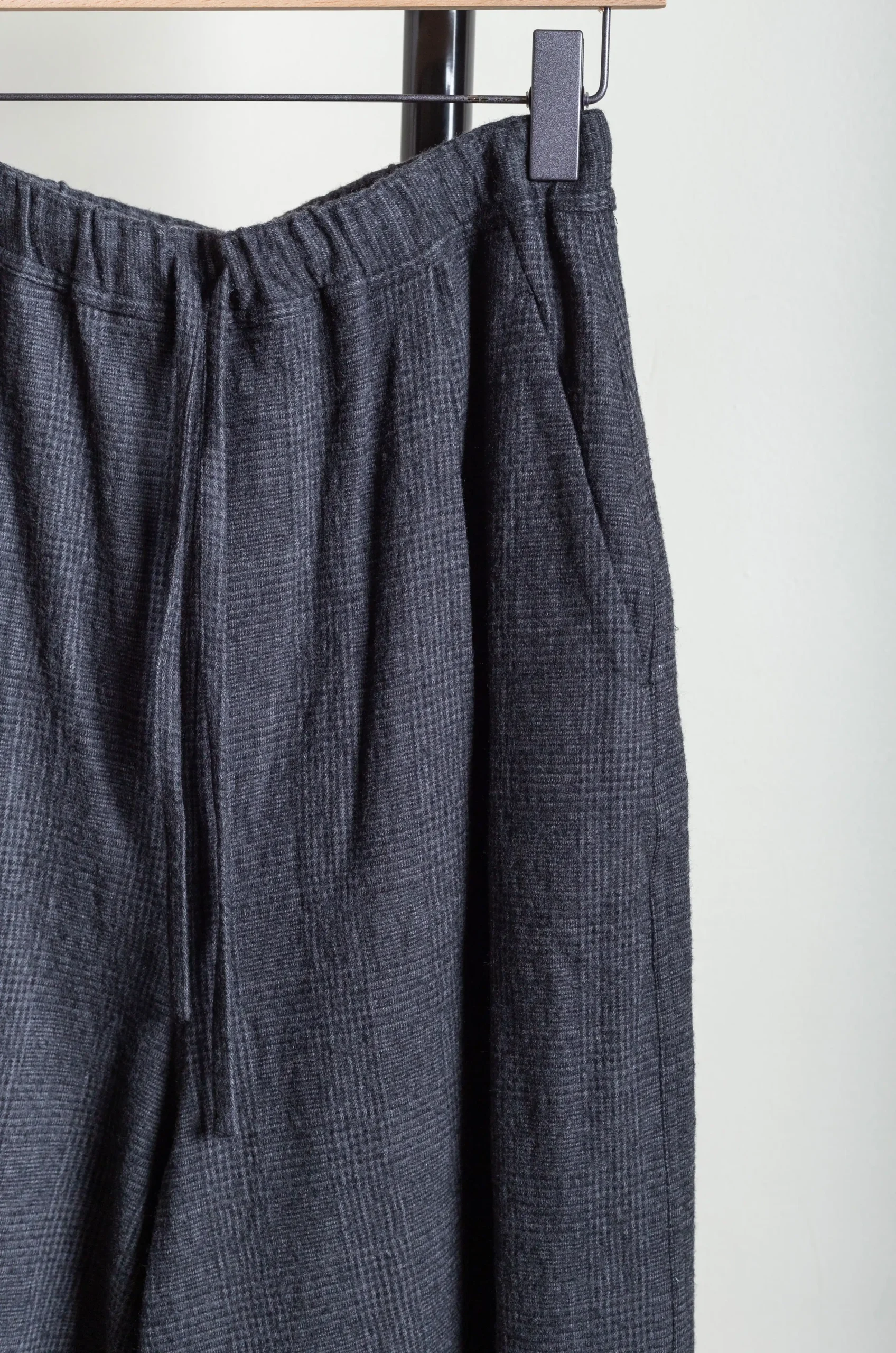 Sofie D’Hoore – PALAU Wide Pants With Drawstrings – Coal Pow 6 Sofie D’Hoore – PALAU Wide Pants With Drawstrings – Coal Pow – Image 4