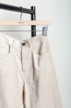 Sofie D’Hoore – PAVIA Straight 4 Pockets Pants – Shell -Salomon Boutique rdv sofiedhoore 02 scaled 1