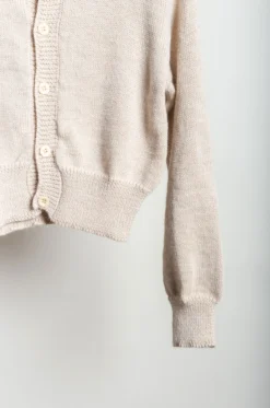 Sono – Caspa Cardigan 3044 – Natural 10 Sono – Caspa Cardigan 3044 – Natural -Salomon Boutique rdv sono 07 1 scaled 1