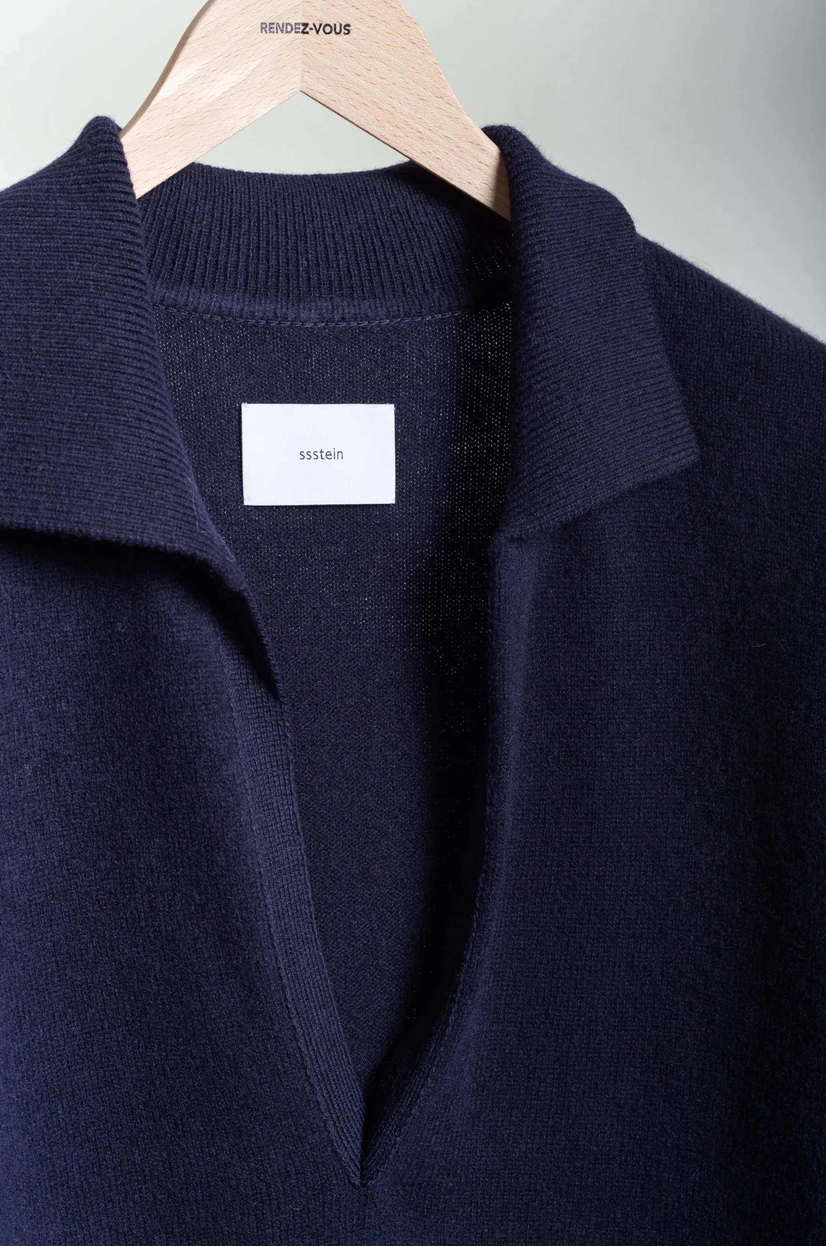 SSSTEIN – Sweater ST.990 – Dark Navy 5 SSSTEIN – Sweater ST.990 – Dark Navy – Image 3