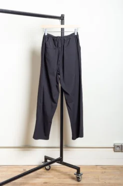 SSSTEIN – Pants ST.968 – Dark Navy -Salomon Boutique rdv ssstein 64 scaled 1