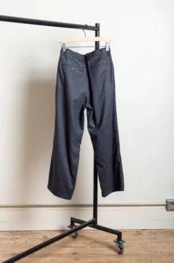Still By Hand – Box Pleat Wool Pants PT07243OS – Charcoal 9 Still By Hand – Box Pleat Wool Pants PT07243OS – Charcoal -Salomon Boutique rdv still by hand 12 1 scaled 1