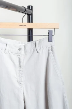 Studio Nicholson – CHALCO SNW-1417 Garment Dye Denim Pants – Bone Grey 11 Studio Nicholson – CHALCO SNW-1417 Garment Dye Denim Pants – Bone Grey -Salomon Boutique rdv studio nicholson 52 scaled 1