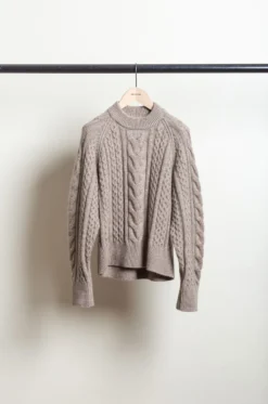 Studio Nicholson – MOLVE SNW-1485 Cable Knit Crew Neck – Oatmeal -Salomon Boutique rdv studio nicholson 79 scaled 1
