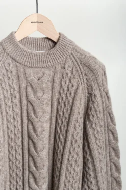 Studio Nicholson – MOLVE SNW-1485 Cable Knit Crew Neck – Oatmeal -Salomon Boutique rdv studio nicholson 80 scaled 1