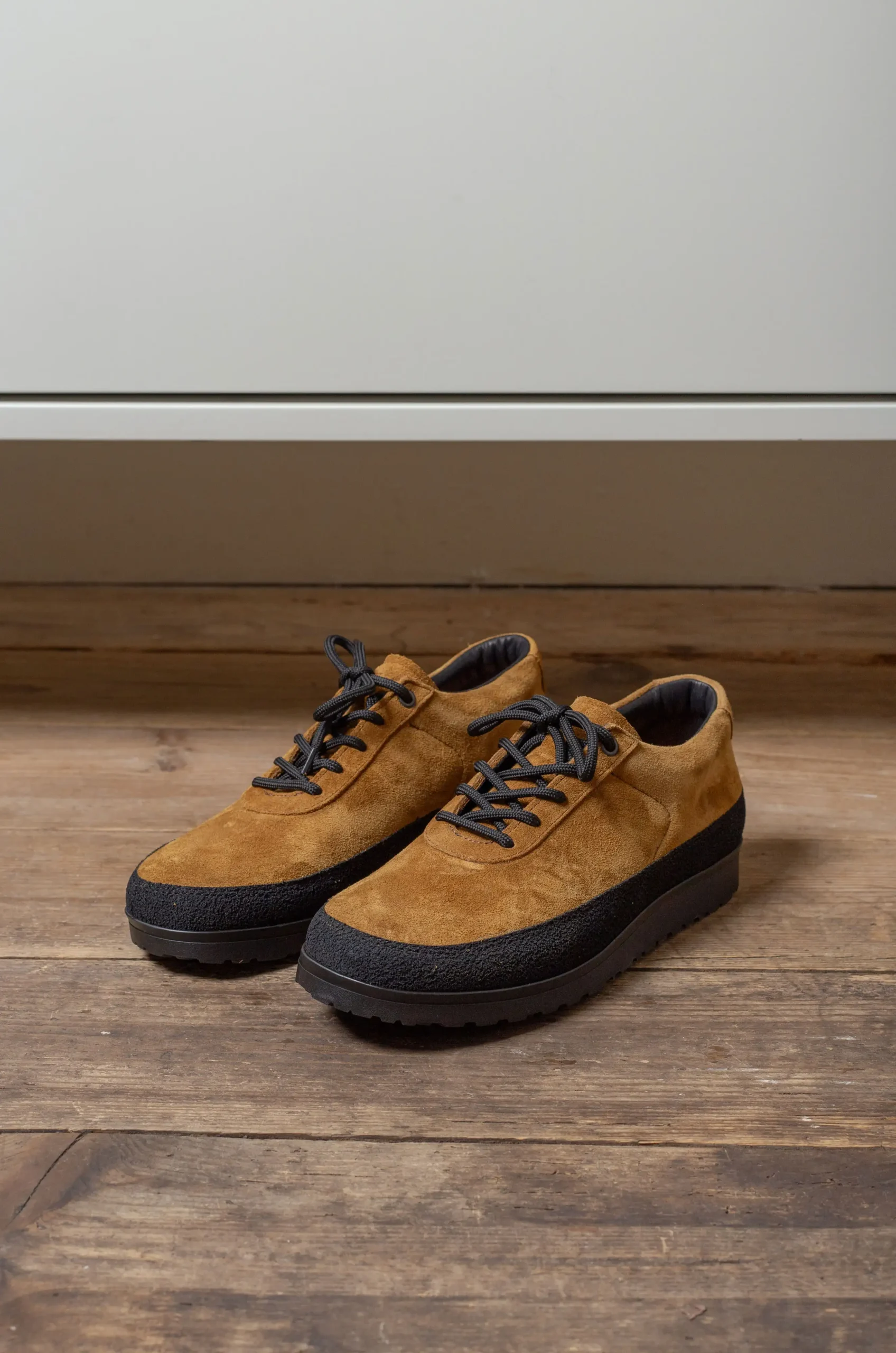 Tarvas – Explorer – Ochre 3 Tarvas – Explorer – Ochre