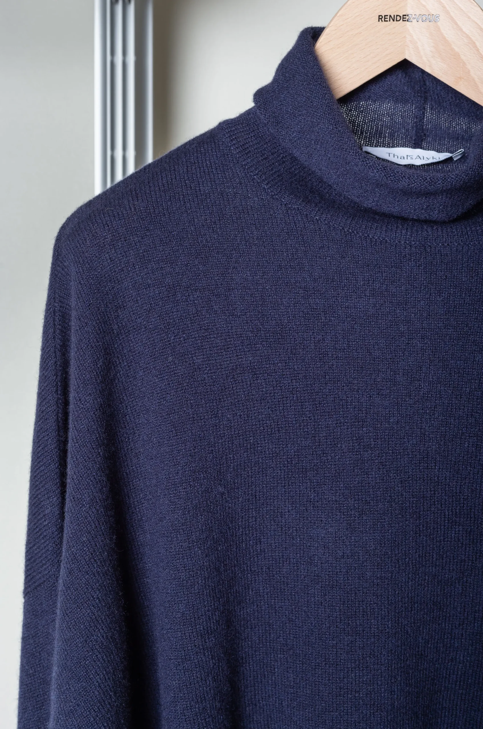 That’s Alyki – Elisa Knitwear – Beluga 7 That’s Alyki – Elisa Knitwear – Beluga – Image 5