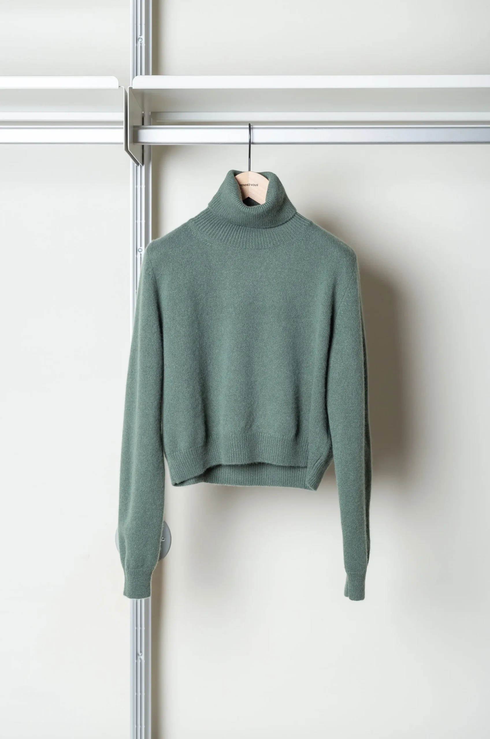 That’s Alyki – Dulce DV M – Eucalyptus 5 That’s Alyki – Dulce DV M – Eucalyptus – Image 3