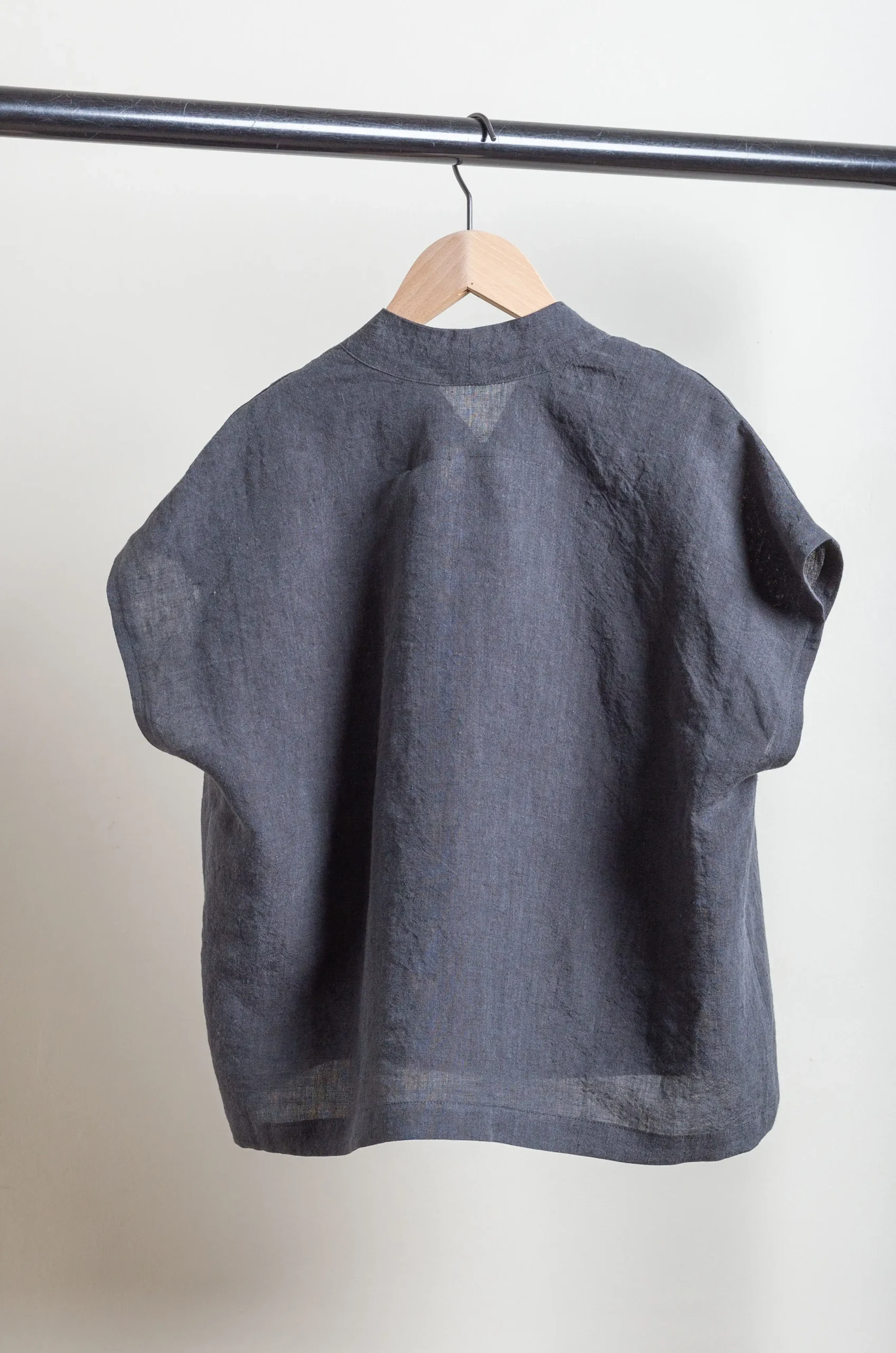 Toogood – The Chandler Shirt – Pewter 5 Toogood – The Chandler Shirt – Pewter – Image 3