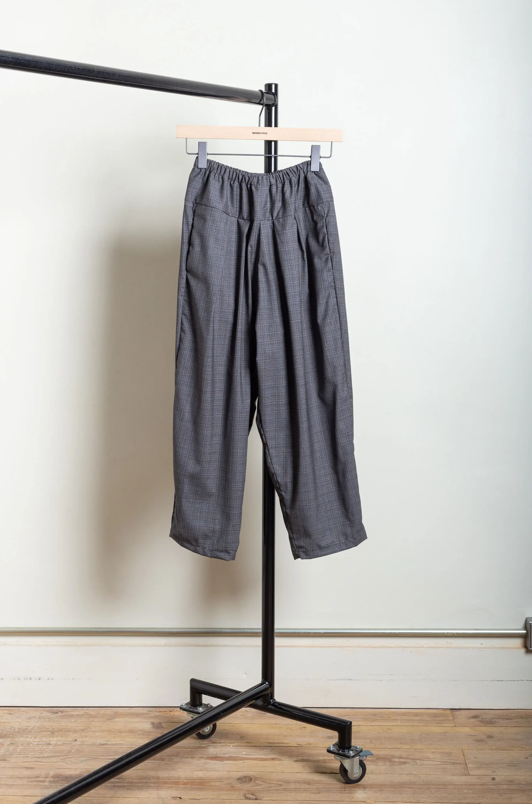Whiteread – Trousers 01 – Granite 5 Whiteread – Trousers 01 – Granite – Image 3