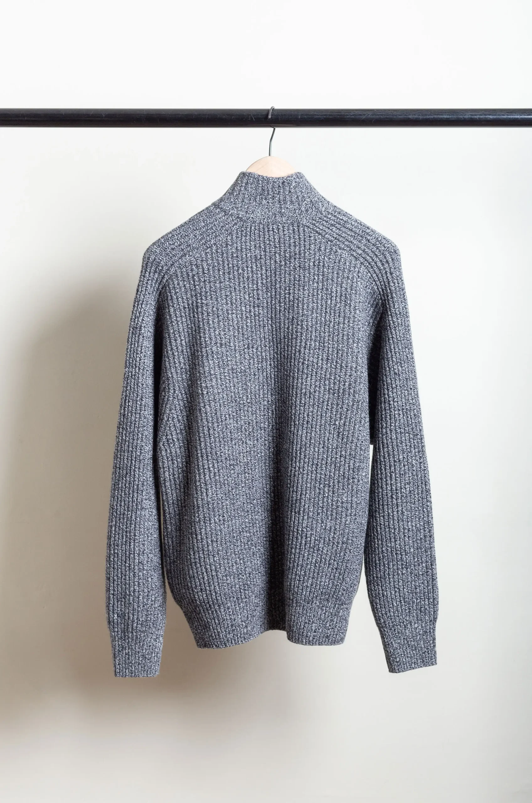 Ylève – Wool Cashemere Knitwear P/O 60079 – Black 6 Ylève – Wool Cashemere Knitwear P/O 60079 – Black – Image 4