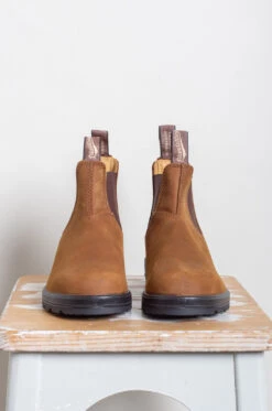 Blundstone – Men Classic Chelsea Boots – Crazy Horse Brown 9 Blundstone – Men Classic Chelsea Boots – Crazy Horse Brown -Salomon Boutique rdvstore 90 4 1