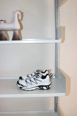 Salomon – Women Shoes XT-6 Expanse – White/Metal/Black